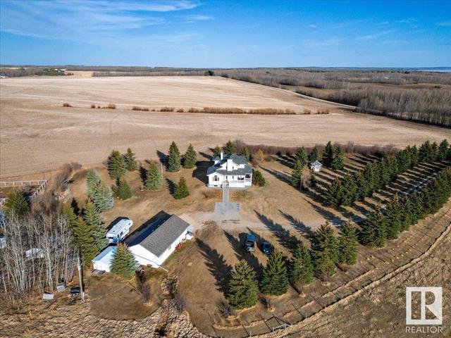 1250 Twp Rd 473 A, House detached with 4 bedrooms, 3 bathrooms and null parking in Leduc County AB | Image 6