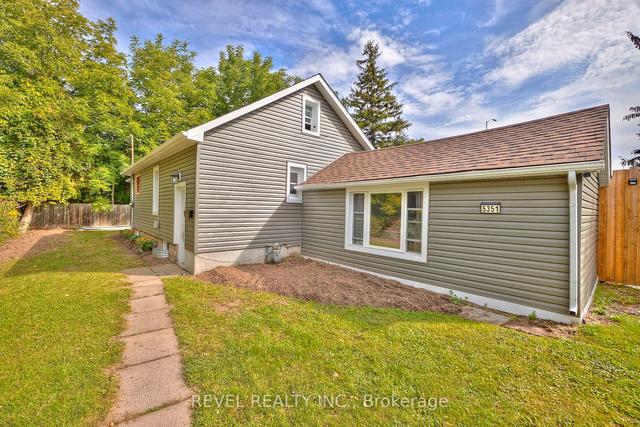 5351 Drummond Rd, House detached with 2 bedrooms, 2 bathrooms and 2 parking in Niagara Falls ON | Image 12