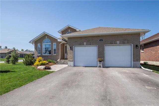 100 Hartwood Crescent, House detached with 5 bedrooms, 3 bathrooms and 6 parking in Greater Napanee ON | Image 8
