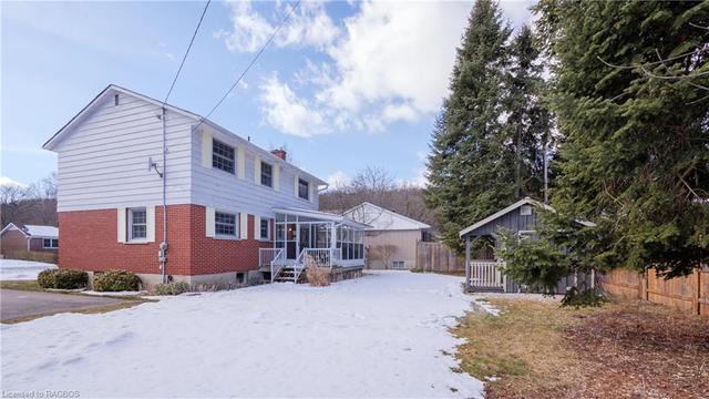 576 6th Street W, House detached with 4 bedrooms, 1 bathrooms and 4 parking in Owen Sound ON | Image 30