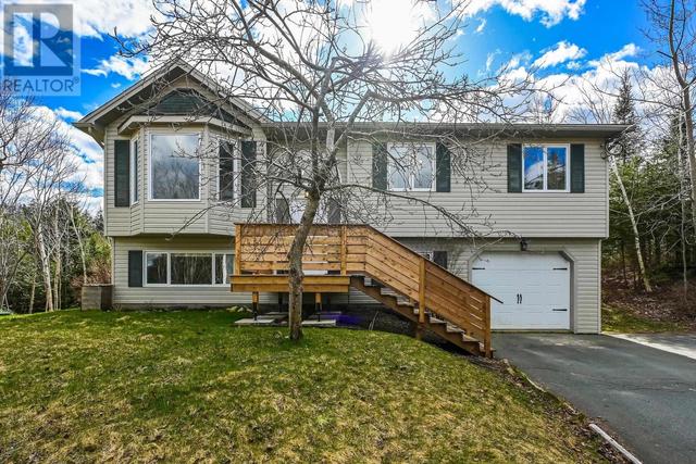 135 Westwood Boulevard, House detached with 3 bedrooms, 2 bathrooms and null parking in Halifax NS | Image 1