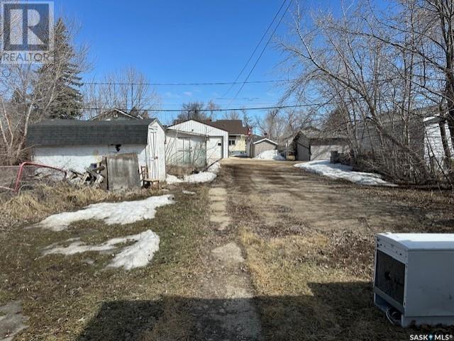 232 7th Avenue W, House detached with 3 bedrooms, 1 bathrooms and null parking in Melville SK | Image 22