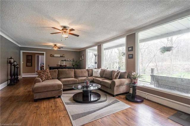 180 Oakhill Dr, House detached with 5 bedrooms, 3 bathrooms and 8 parking in Brant ON | Image 23