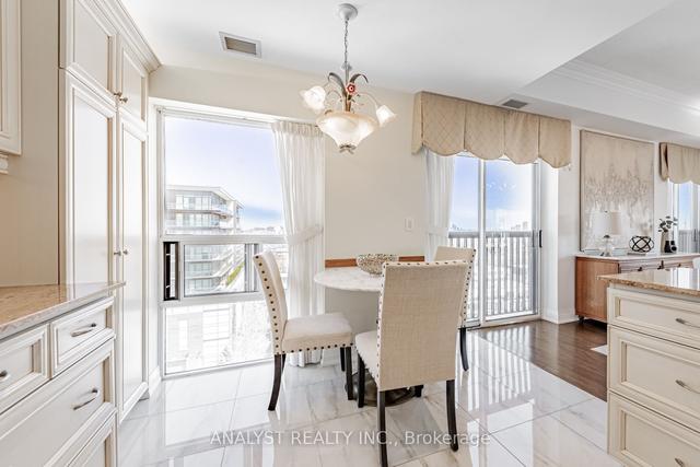 909 - 2737 Keele St N, Condo with 2 bedrooms, 3 bathrooms and 3 parking in Toronto ON | Image 2