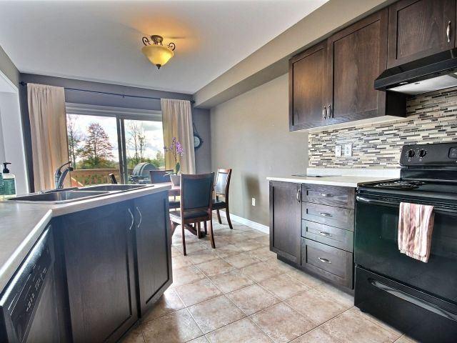 1169 Laurand St, House attached with 3 bedrooms, 3 bathrooms and 2 parking in Innisfil ON | Image 4