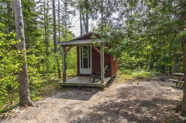 6313 6 Highway, House detached with 2 bedrooms, 1 bathrooms and null parking in Northern Bruce Peninsula ON | Image 20