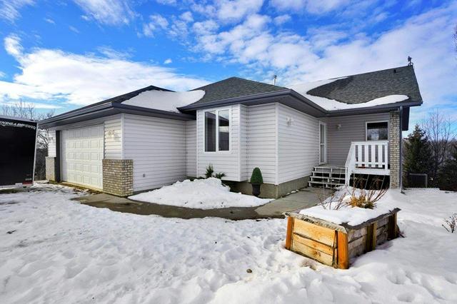 61 27121 Twp Rd 402, House detached with 4 bedrooms, 3 bathrooms and 6 parking in Red Deer County AB | Card Image