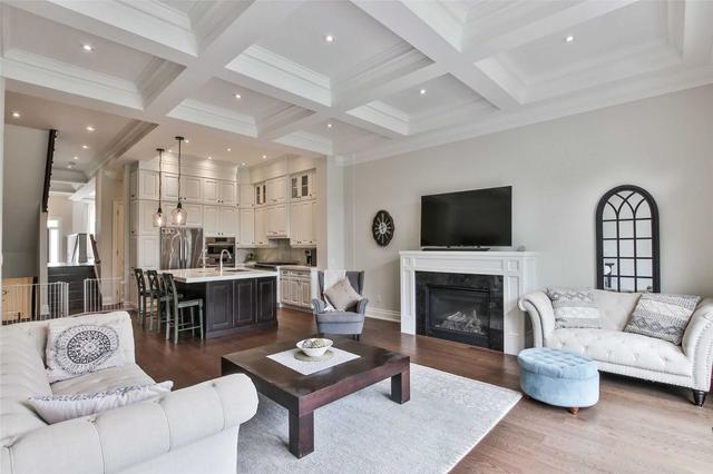 16b Chauncey Ave, House detached with 4 bedrooms, 4 bathrooms and 4 parking in Toronto ON | Image 39