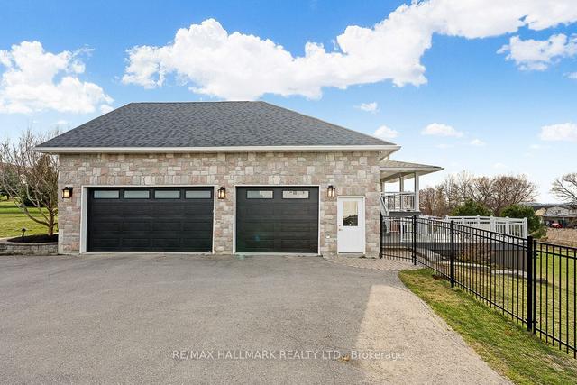 2360 County Rd 3, House detached with 3 bedrooms, 3 bathrooms and 10 parking in Prince Edward County ON | Image 33