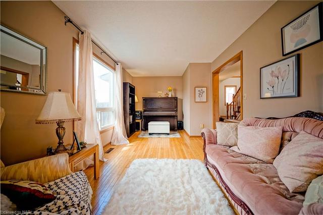 50 Summers Drive, House detached with 3 bedrooms, 2 bathrooms and 3 parking in Thorold ON | Image 8