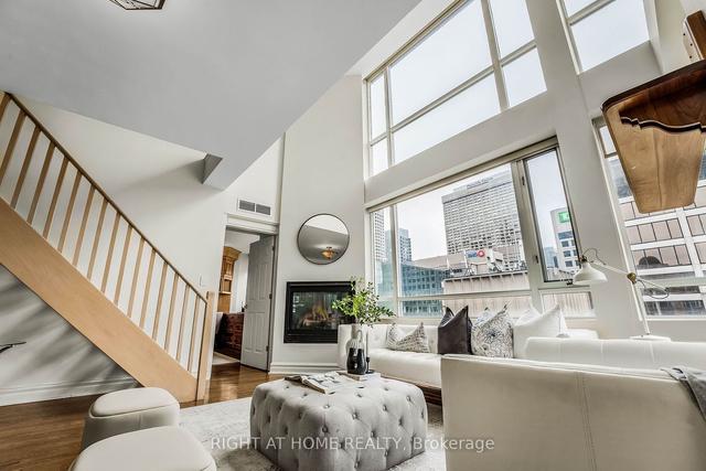 ph2 - 80 Cumberland St, Condo with 3 bedrooms, 3 bathrooms and 2 parking in Toronto ON | Image 23