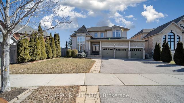 4 Quatro Cres, House detached with 4 bedrooms, 5 bathrooms and 6 parking in Brampton ON | Image 12