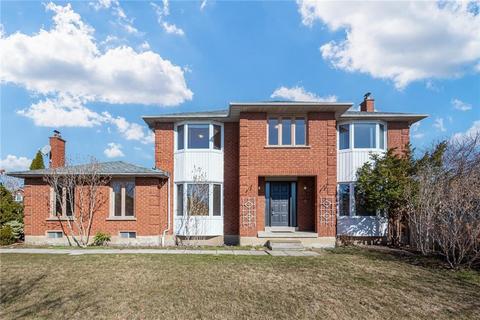 968 Summerbreeze Court, House detached with 4 bedrooms, 2 bathrooms and 4 parking in Mississauga ON | Card Image