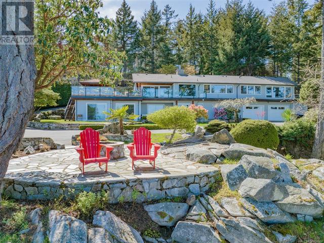 3808 Mallard Pl, House detached with 4 bedrooms, 4 bathrooms and 4 parking in Nanaimo E BC | Image 4
