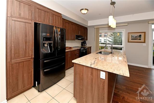 101 - 120 Prestige Circle, Condo with 2 bedrooms, 2 bathrooms and 2 parking in Ottawa ON | Image 6
