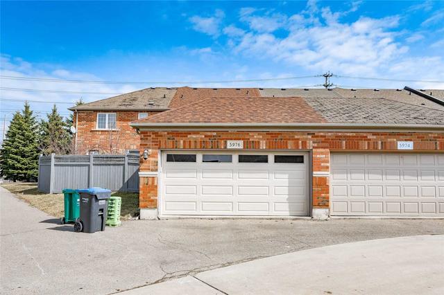 5976 Winston Churchill Blvd, House attached with 3 bedrooms, 3 bathrooms and 2 parking in Mississauga ON | Image 28