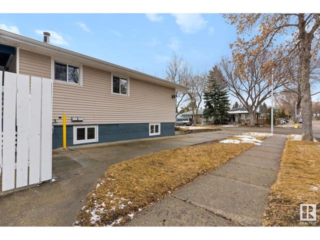 4001 113 Av Nw, House detached with 4 bedrooms, 2 bathrooms and null parking in Edmonton AB | Image 47