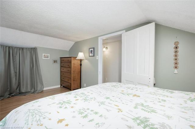 293 Montreal Street, House detached with 2 bedrooms, 1 bathrooms and 1 parking in Kingston ON | Image 13