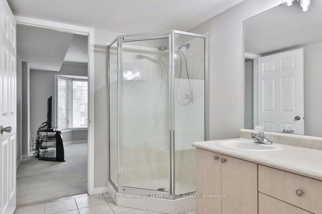 b406 - 216 Plains Rd W, Condo with 1 bedrooms, 1 bathrooms and 1 parking in Burlington ON | Image 13