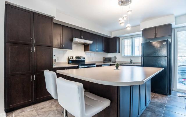 18 - 2891 Rio Crt, Townhouse with 2 bedrooms, 3 bathrooms and 1 parking in Mississauga ON | Image 12