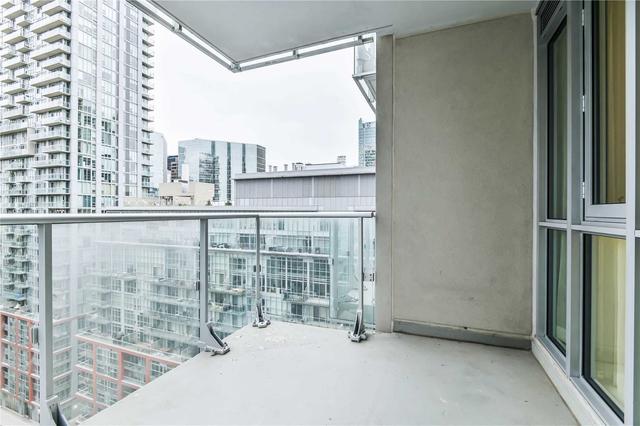 1502 - 30 Nelson St, Condo with 2 bedrooms, 2 bathrooms and 1 parking in Toronto ON | Image 14