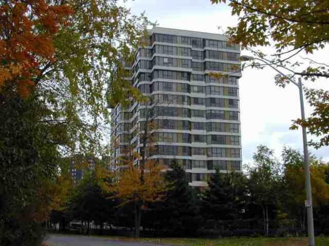 1201 - 1271 Walden Circ, Condo with 2 bedrooms, 2 bathrooms and 1 parking in Mississauga ON | Image 1