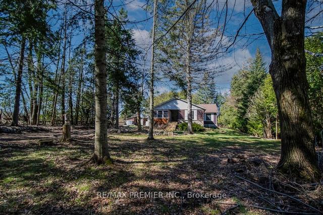 35 Shelter Bay St, House detached with 3 bedrooms, 2 bathrooms and 8 parking in Kawartha Lakes ON | Image 22