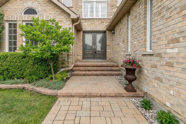 166 Pringle Dr, House detached with 4 bedrooms, 3 bathrooms and 8 parking in Barrie ON | Image 12