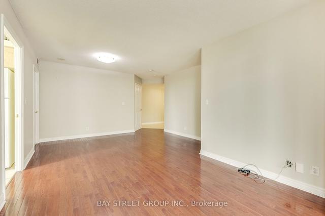 2008 - 23 Hollywood Ave, Condo with 2 bedrooms, 2 bathrooms and 1 parking in Toronto ON | Image 31