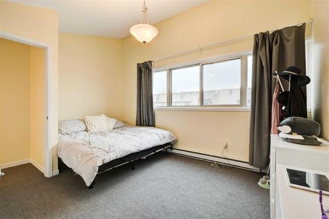 th22 - 130 Clinton St, Townhouse with 3 bedrooms, 3 bathrooms and 1 parking in Toronto ON | Image 14