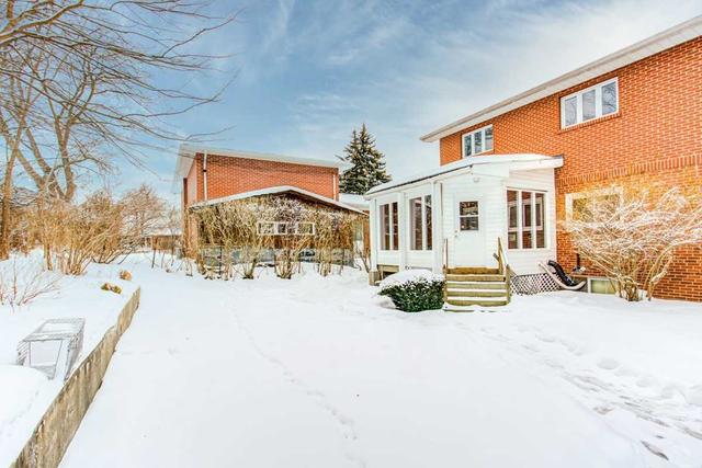 157 Cottonwood Dr, House detached with 5 bedrooms, 3 bathrooms and 8 parking in Toronto ON | Image 31