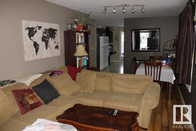 4319 54 Av, House detached with 3 bedrooms, 2 bathrooms and 4 parking in Tofield AB | Image 7