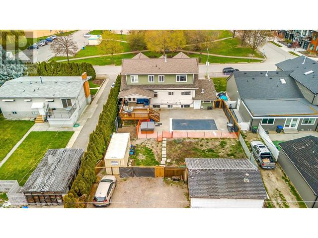 785 Birch Avenue, House detached with 7 bedrooms, 4 bathrooms and 7 parking in Kelowna BC | Image 61