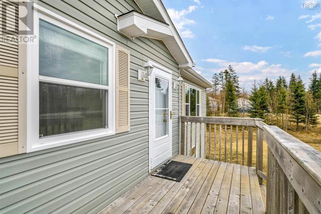 11731 Highway 7, House detached with 3 bedrooms, 1 bathrooms and null parking in Halifax NS | Image 4