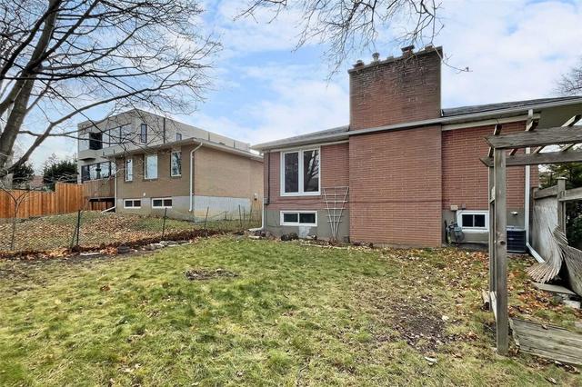 1 Sumner Heights Dr, House detached with 3 bedrooms, 3 bathrooms and 6 parking in Toronto ON | Image 31