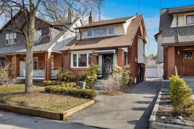 451 Armadale Ave, House detached with 3 bedrooms, 2 bathrooms and 2 parking in Toronto ON | Image 1