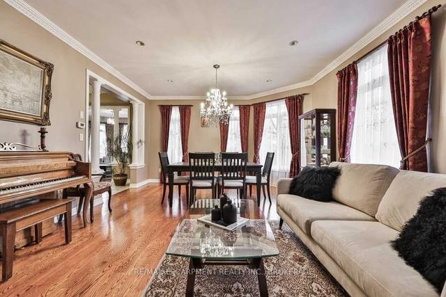 108 Danielson Crt, House detached with 4 bedrooms, 4 bathrooms and 7 parking in Mississauga ON | Image 40