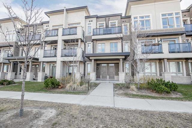 8 - 9621 Jane St, Townhouse with 2 bedrooms, 2 bathrooms and 1 parking in Vaughan ON | Image 1