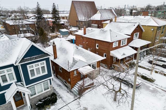 112 George St, House detached with 2 bedrooms, 2 bathrooms and 5 parking in Toronto ON | Image 23