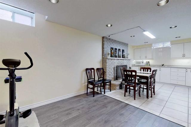 72 Bendamere Cres, House detached with 4 bedrooms, 4 bathrooms and 6 parking in Markham ON | Image 24
