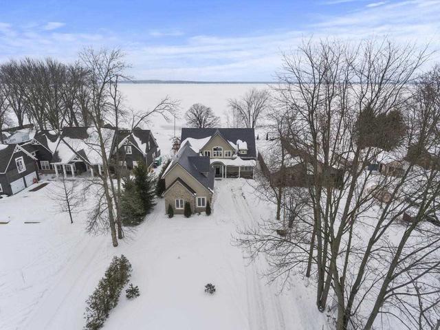 101 Lakeshore Blvd, House detached with 4 bedrooms, 4 bathrooms and 11 parking in Innisfil ON | Image 12