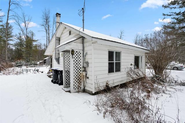 42 Lakeshore Rd E, House detached with 1 bedrooms, 1 bathrooms and 4 parking in Oro Medonte ON | Image 17