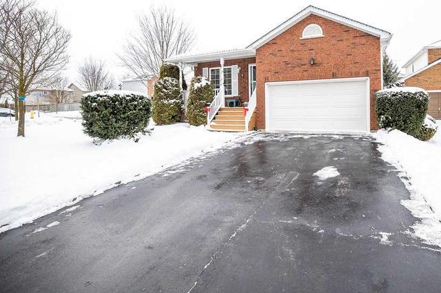 27 Brandon Rd, House detached with 2 bedrooms, 2 bathrooms and 5 parking in Scugog ON | Image 1