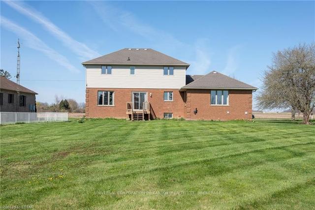 9806 Tower Line Rd, House detached with 4 bedrooms, 3 bathrooms and 6 parking in Central Elgin ON | Image 32