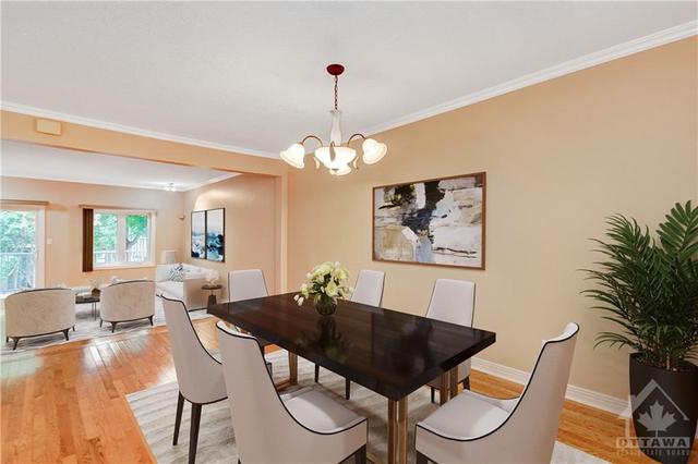 282 Murray Street, Home with 3 bedrooms, 3 bathrooms and 3 parking in Ottawa ON | Image 12