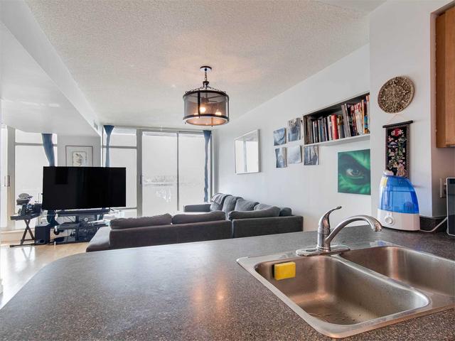 808 - 650 Queens Quay Ave W, Condo with 1 bedrooms, 1 bathrooms and 2 parking in Toronto ON | Image 20