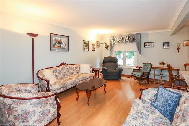 89 Monarch Park Drive, House detached with 4 bedrooms, 2 bathrooms and 7 parking in St. Catharines ON | Image 12