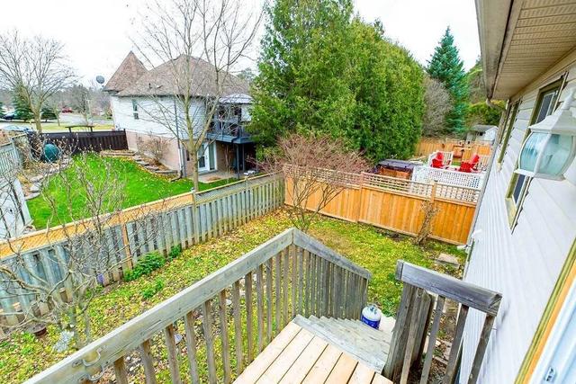 425 Elmwood Crt, House detached with 3 bedrooms, 3 bathrooms and 4 parking in Oshawa ON | Image 20