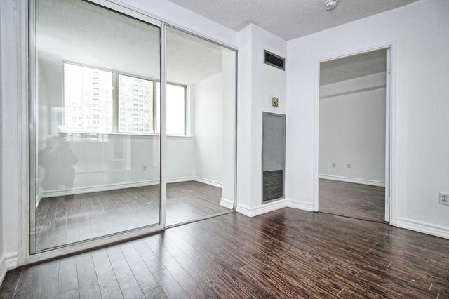 616 - 1055 Bay St, Condo with 1 bedrooms, 1 bathrooms and 0 parking in Toronto ON | Image 3