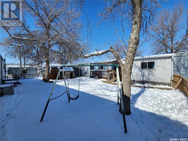 106 Larch Street, Home with 2 bedrooms, 1 bathrooms and null parking in Caronport SK | Image 18